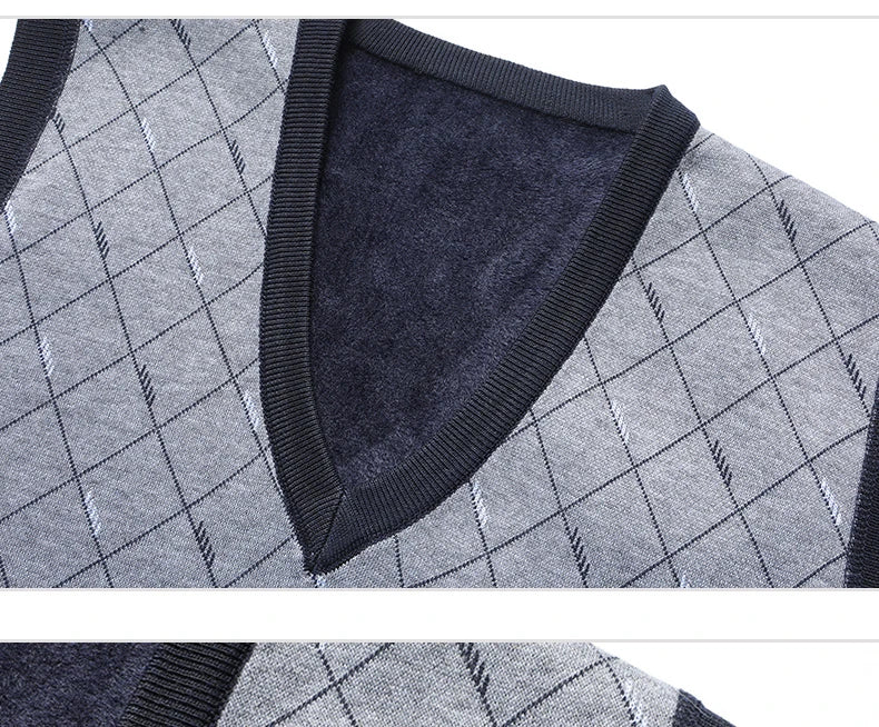 Men‘s V-neck Sweater Vest Autumn Winter Fleece Lining Knit Waistcoat Warm Homme Clothes Fashion Pullover-Style Heaven